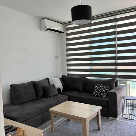 Apartment Central With A Sea View Kyrenia (Northern Cyprus)